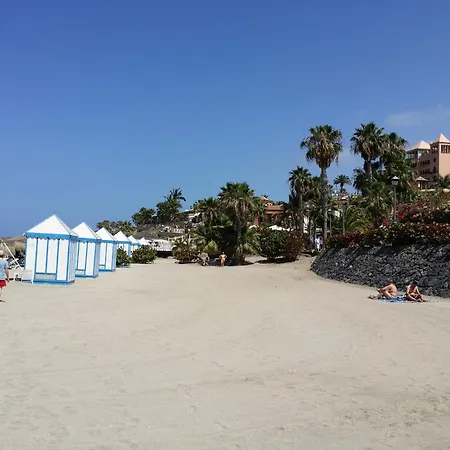 Casa Oasis Del Duque Close To Beach, Terrace, Pool, Wifi アパート